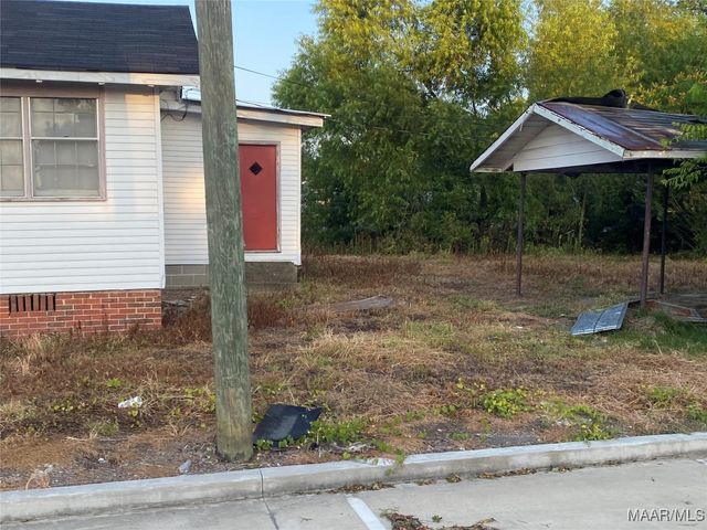 1207 Highland Avenue, Selma, AL 36701