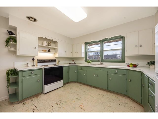 2431 W 6th St, Greeley, CO 80634