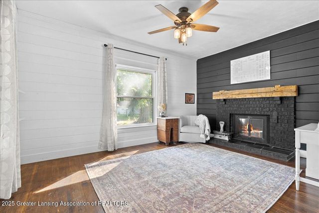 6717 N Royston Road, Potterville, MI 48876