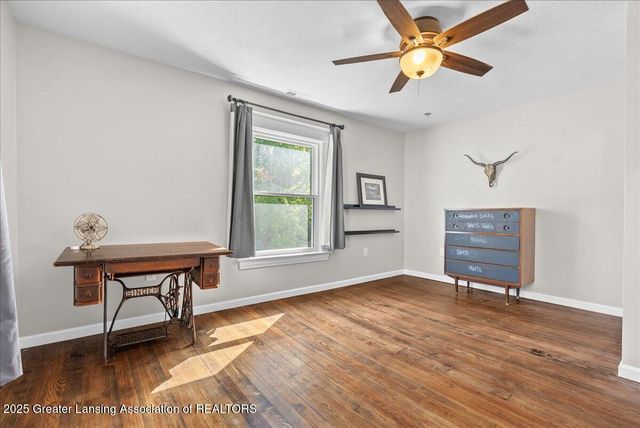 6717 N Royston Road, Potterville, MI 48876