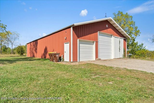 6717 N Royston Road, Potterville, MI 48876