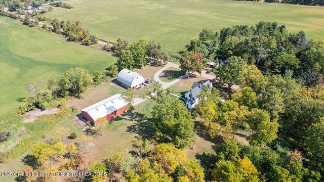 6717 N Royston Road, Potterville, MI 48876