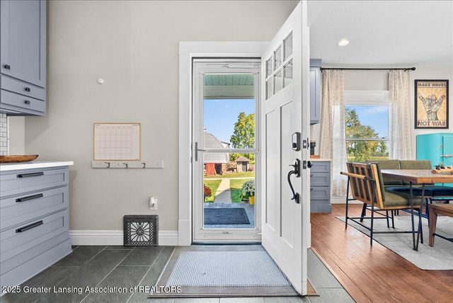 6717 N Royston Road, Potterville, MI 48876