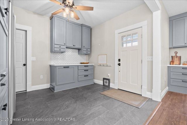 6717 N Royston Road, Potterville, MI 48876