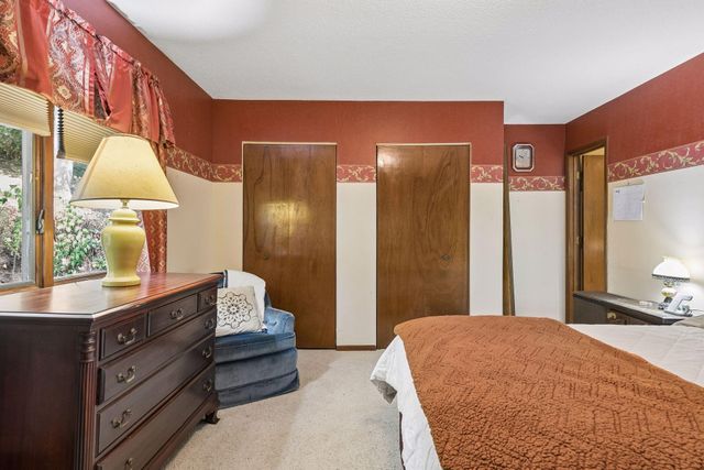 16042 6th Street N, Lakeland, MN 55043