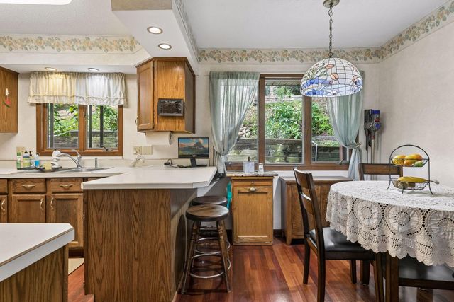 16042 6th Street N, Lakeland, MN 55043