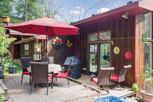 16042 6th Street N, Lakeland, MN 55043