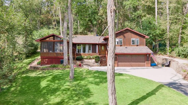 16042 6th Street N, Lakeland, MN 55043