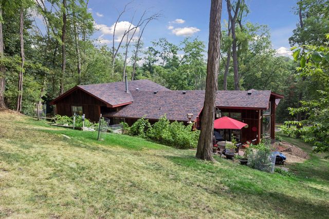 16042 6th Street N, Lakeland, MN 55043