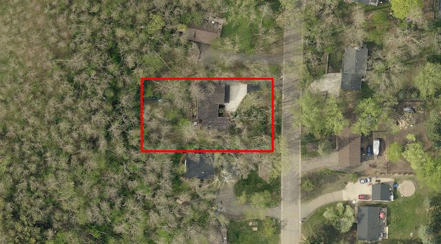 16042 6th Street N, Lakeland, MN 55043