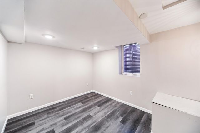 6808 Timmons Drive, Windsor Heights, IA 50324