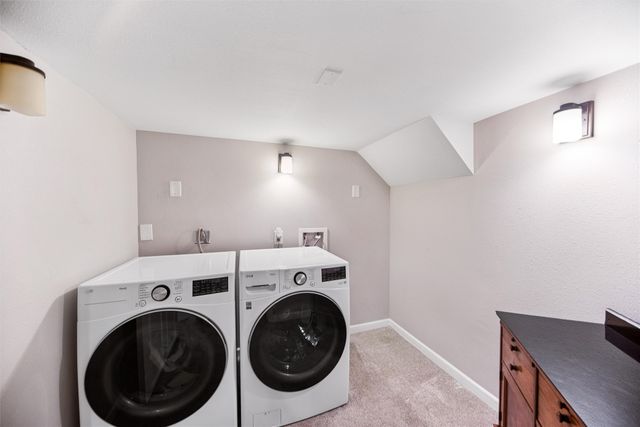 6808 Timmons Drive, Windsor Heights, IA 50324