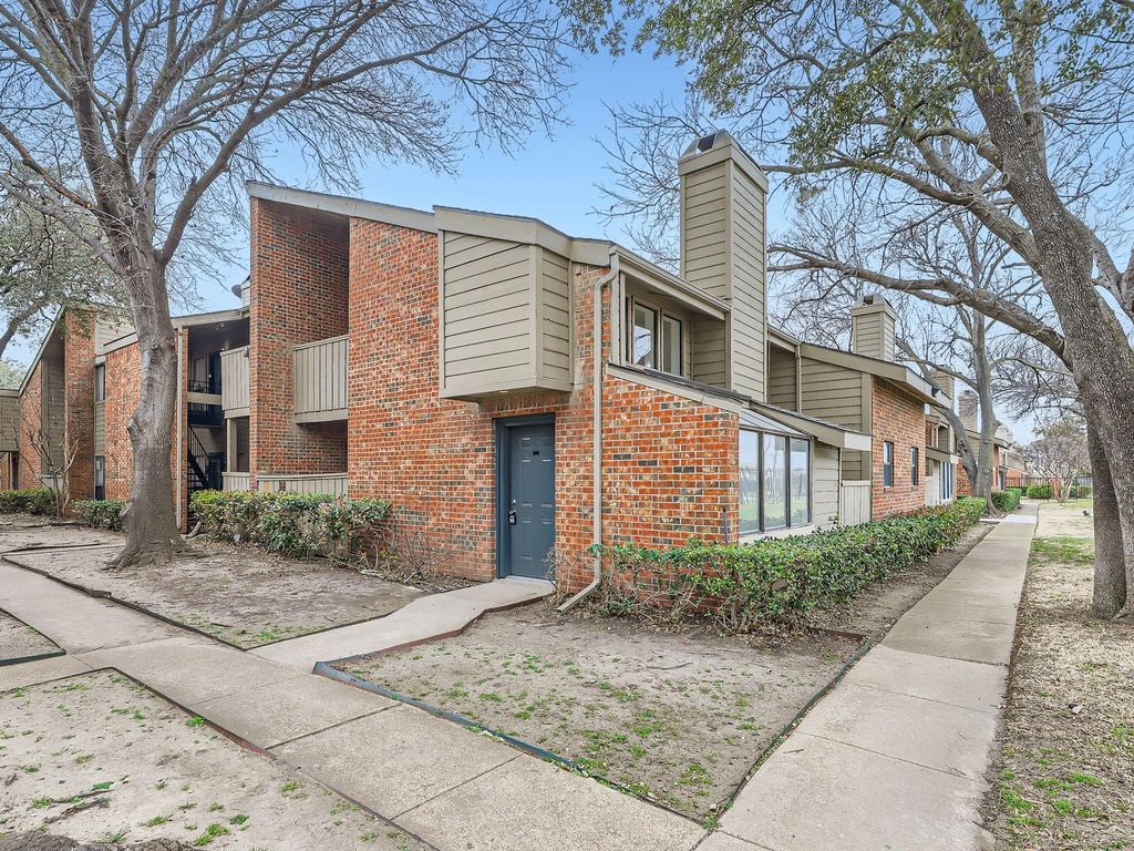9254 Forest Lane 801, Dallas, TX 75243