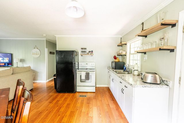 1901 Blackberry Way, Sevierville, TN 37876