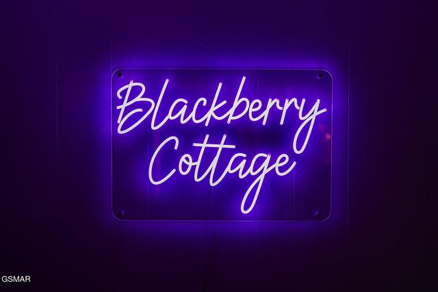 1901 Blackberry Way, Sevierville, TN 37876