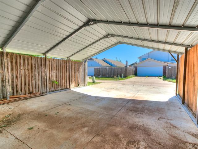2114 Westmore Drive, Moore, OK 73170