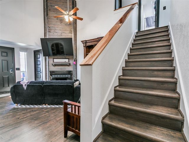 2114 Westmore Drive, Moore, OK 73170