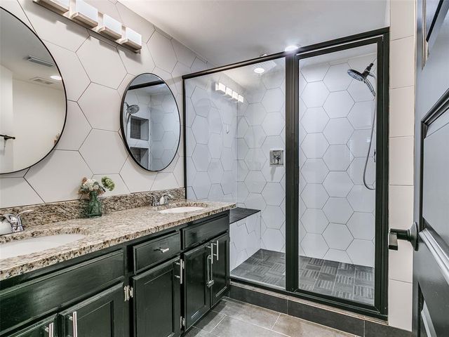 2114 Westmore Drive, Moore, OK 73170