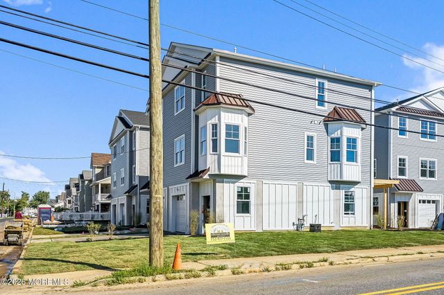 300 Union Avenue A, Union Beach, NJ 07735