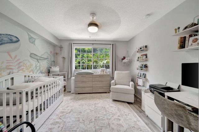 2125 SE 10th Avenue, Fort Lauderdale, FL 33316