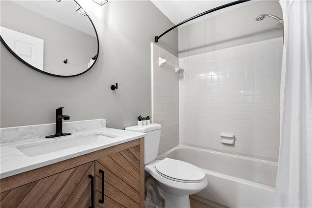 1393 Poplar Pointe SE, Smyrna, GA 30082