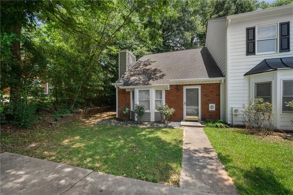 1393 Poplar Pointe SE, Smyrna, GA 30082