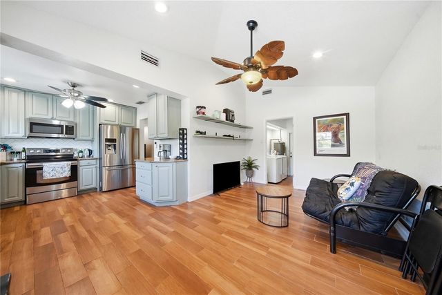 7700 16TH AVENUE N, St Petersburg, FL 33710