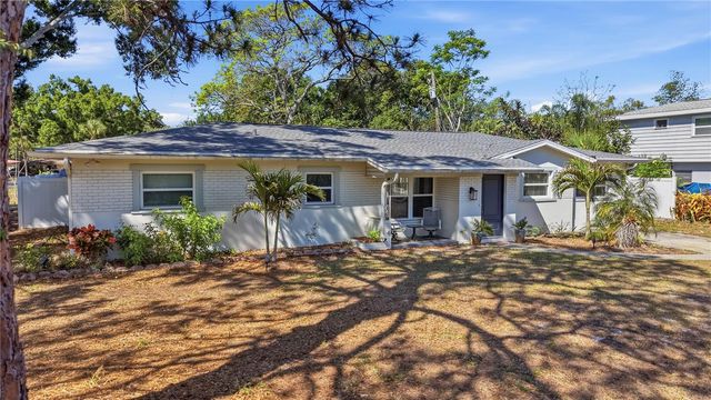 7700 16TH AVENUE N, St Petersburg, FL 33710