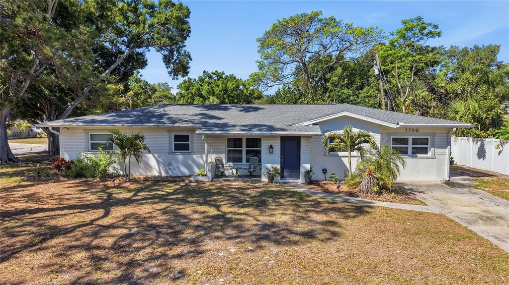7700 16TH AVENUE N, St Petersburg, FL 33710