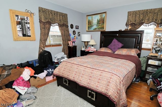 300 Kennedy Dr, Linden City, NJ 07036