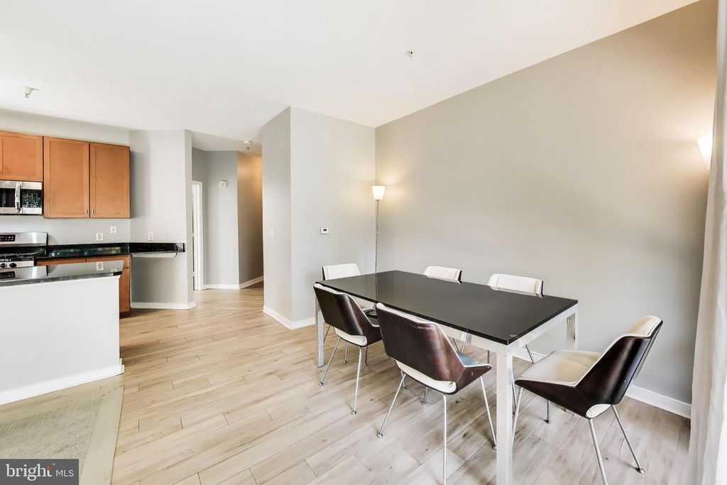 Image 15 of property listing at 8045 NEWELL ST #118, Silver Spring, MD 20910