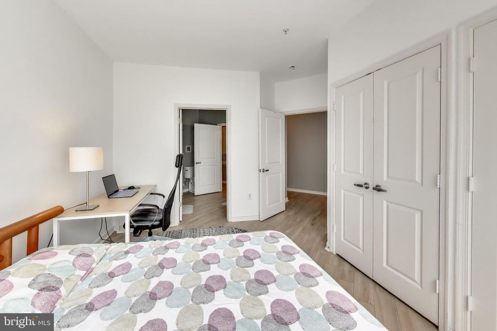Image 25 of property listing at 8045 NEWELL ST #118, Silver Spring, MD 20910