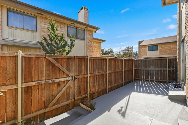 2646 Custer Parkway D, Richardson, TX 75080