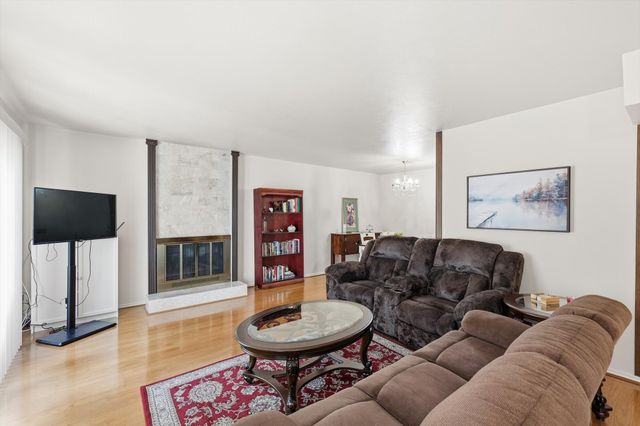 2646 Custer Parkway D, Richardson, TX 75080