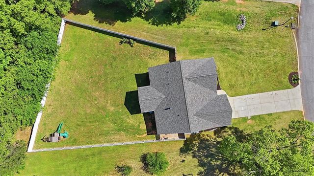 130 Saddlebrook Avenue, Pickens, SC 29671