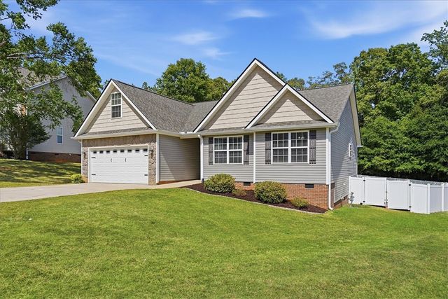 130 Saddlebrook Avenue, Pickens, SC 29671