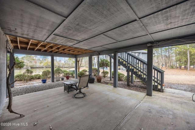 10051 Windward Drive, New Bern, NC 28560