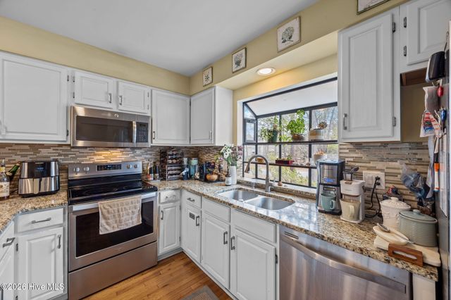 10051 Windward Drive, New Bern, NC 28560