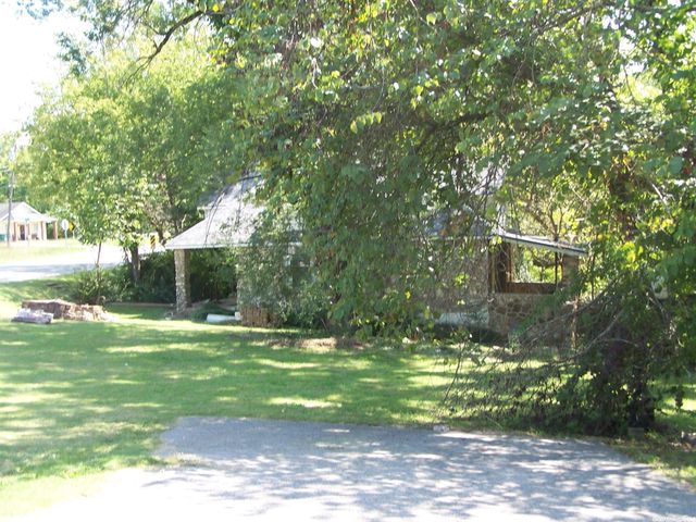 545 Ash Flat Dr, Ash Flat, AR 72542