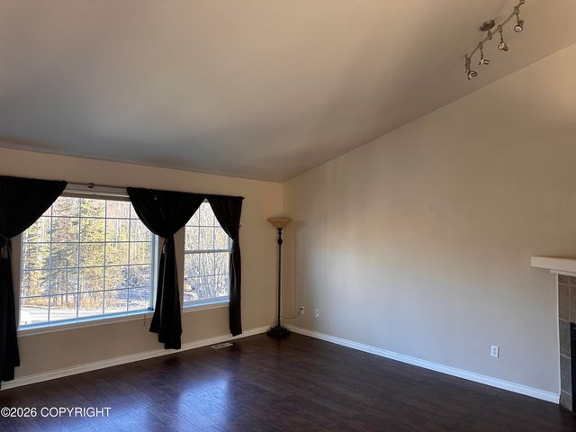 6960 W Vandenberg Drive, Wasilla, AK 99623