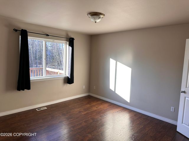 6960 W Vandenberg Drive, Wasilla, AK 99623