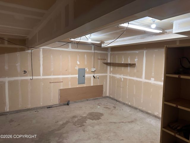 6960 W Vandenberg Drive, Wasilla, AK 99623