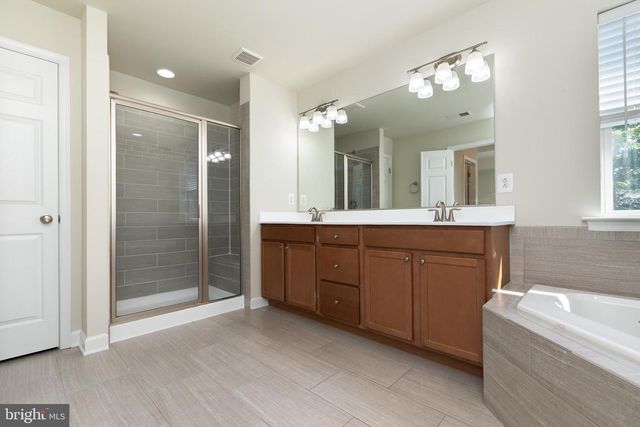 10312 STEWARDS CHANCE LN, White Plains, MD 20695
