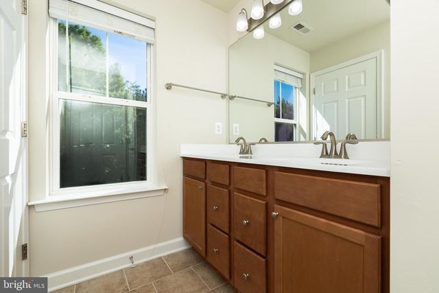 10312 STEWARDS CHANCE LN, White Plains, MD 20695