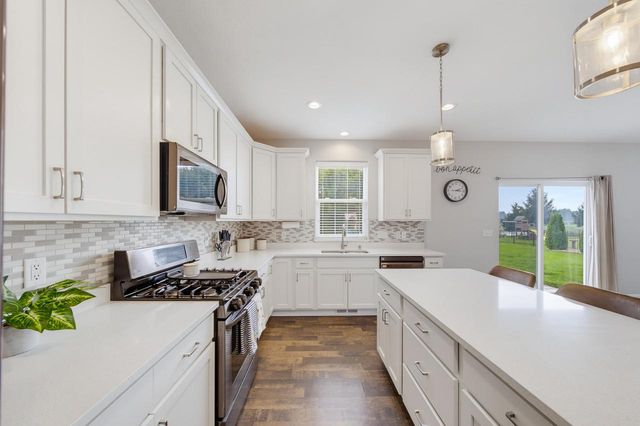 2851 Crosswinds DRIVE, Mount Pleasant, WI 53403