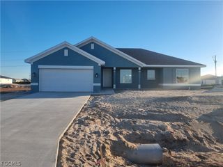 2238 NW 2nd ST, Cape Coral, FL 33993