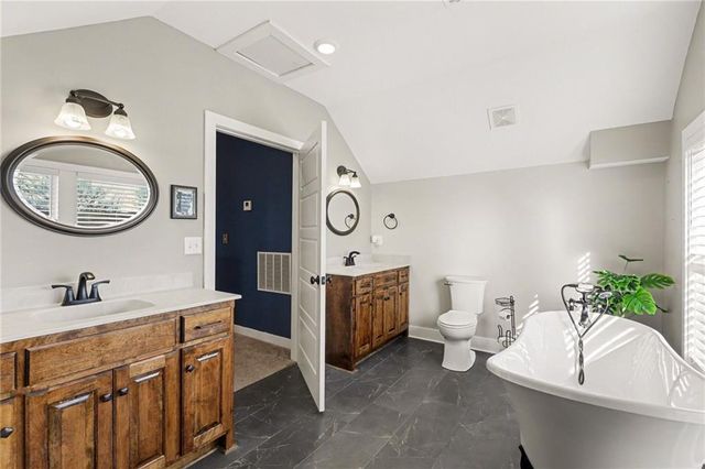 1701 E South Street, Harrisonville, MO 64701