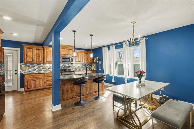 1701 E South Street, Harrisonville, MO 64701