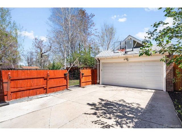 1058 Garfield St, Denver, CO 80206