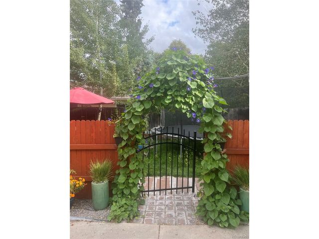 1058 Garfield St, Denver, CO 80206